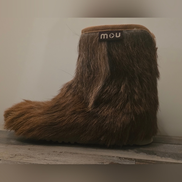 Mou Brown and Tan Fur Boots - Picture 4 of 8
